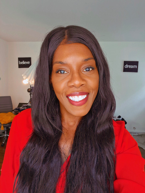 RoSeé Murphy, founder of AskDoGood